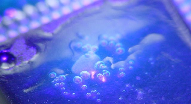 Luchtbellen conformal coating